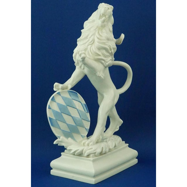 Large Porcelain Rampant Lion with Heraldic Shield by Ernest Andreas Rauch for Nymphenburg, Germany, 1900s For Sale - Image 13 of 18
