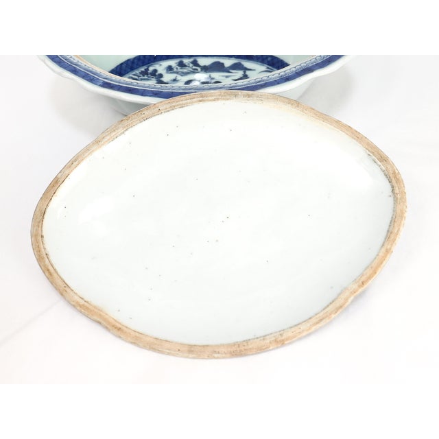 Ceramic Antique Chinese Export Porcelain Canton Pattern Covered Vegetable Dish For Sale - Image 7 of 15