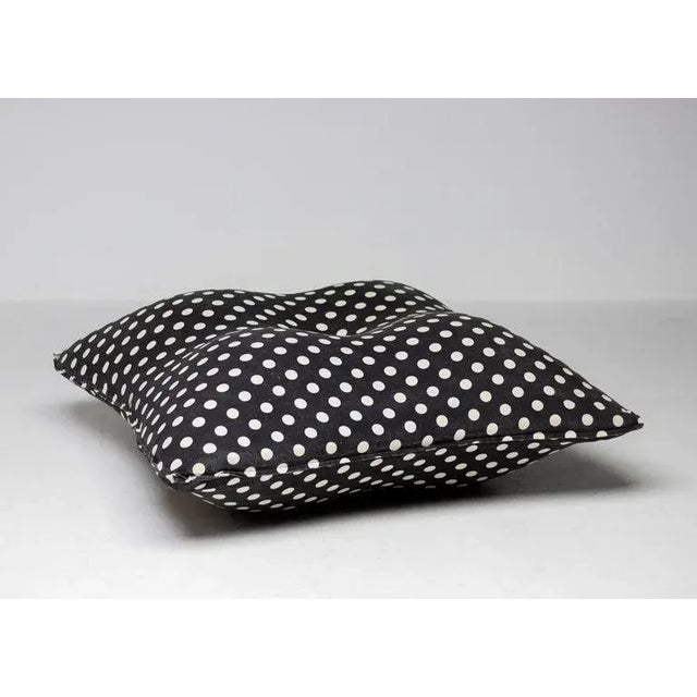 Impossible to find piece by Gufram, in splendid polka dot fabric. They where only produced for a very short while in...