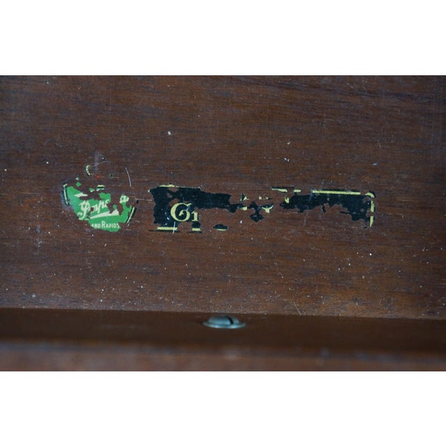 Vintage Imperial Sheraton Style Mahogany Drop Leaf Gateleg Pembroke Side Table For Sale - Image 14 of 18