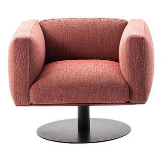 8 Cube Armchair with Swivel Base by Piero Lissoni for Cassina For Sale