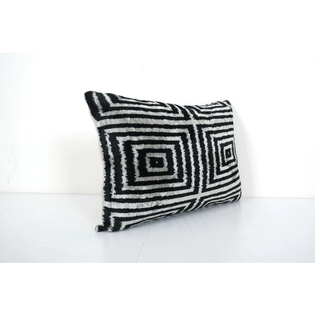 Mid-Century Modern Boho Chic Black Silk Velvet Ikat Pillow Cover For Sale - Image 3 of 6
