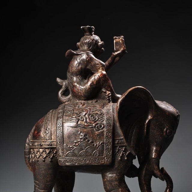 Late 19th Century Gilt Bronze Monkey on Elephant Statue, 1.5kg For Sale - Image 4 of 8