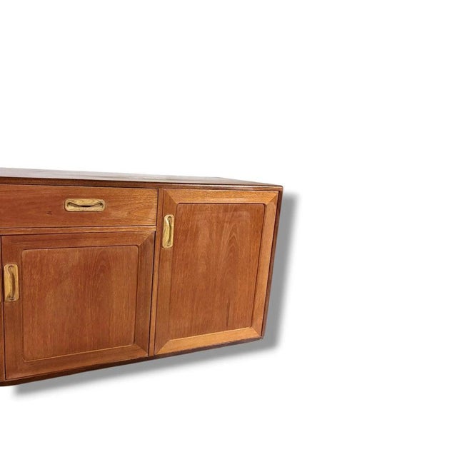 1970s Mid-Century Modern Teak Sideboard with Handles, 1970s For Sale - Image 5 of 9