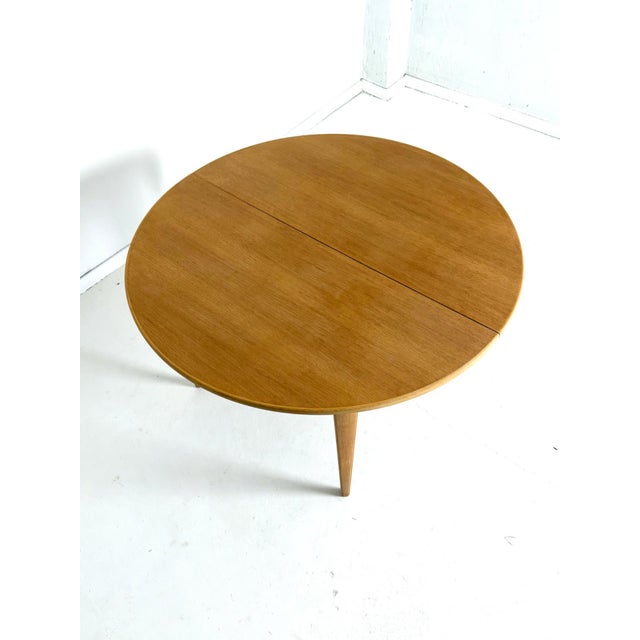 Extendable Round Oak No 55 Table from Omann Jun, 1960s For Sale - Image 4 of 15