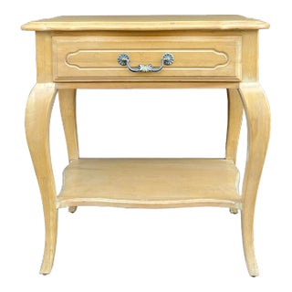 1990s Ethan Allen Country French Solid Birch Side Table or Nightstand in Bisque (26-5416) For Sale