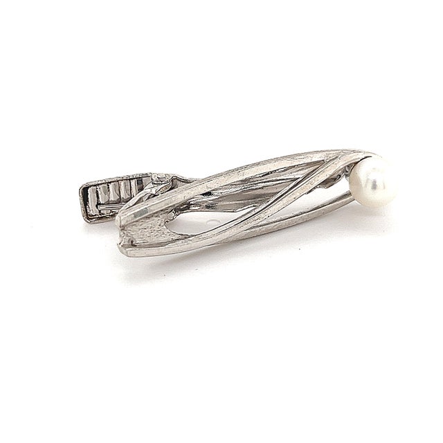1990s Mikimoto Estate Akoya Pearl Men's Tie Clasp Silver 7 mm 5.3 Grams For Sale In New York - Image 6 of 11