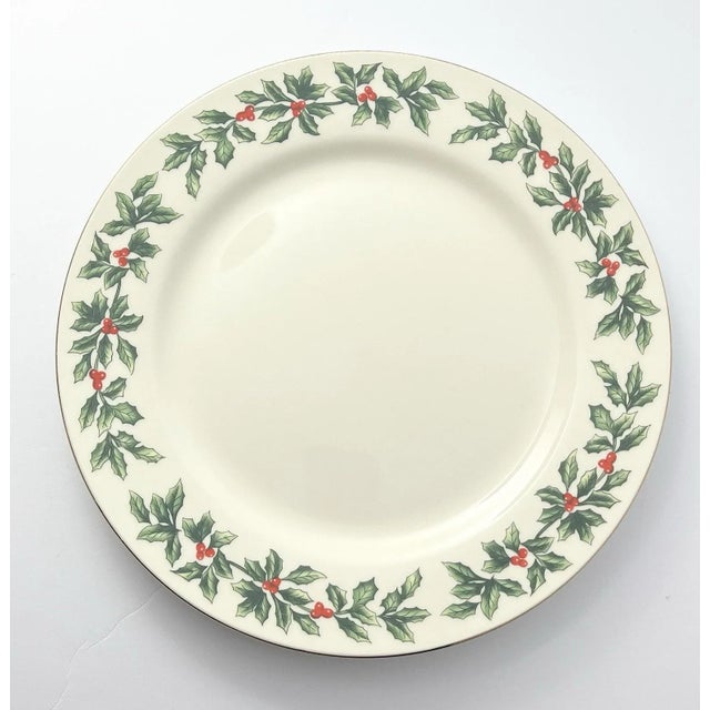 Contemporary 1990s Baum Brothers “Holly” Set of 7 Porcelain Christmas Dinner Plates For Sale - Image 3 of 5