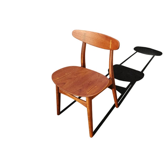Carl Hansen & Søn A Set of 4 Hans Wegner Ch-30 Dining Chairs Produced by Carl Hansen & Son. For Sale - Image 4 of 12