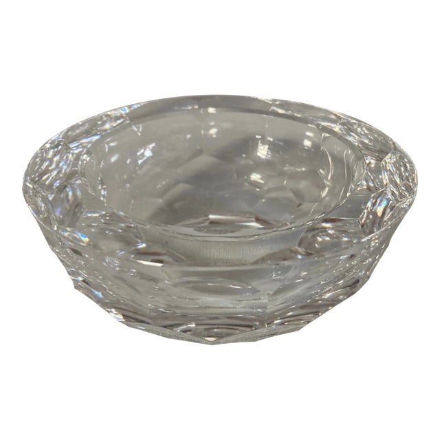 90's Clear Cut Glass Honeycomb Pattern Bowl For Sale