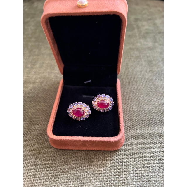 Bochic "Capri" Vintage Ruby & Multi Lavender Tanzanite Earrings Set 18K Gold & Silver For Sale - Image 12 of 18