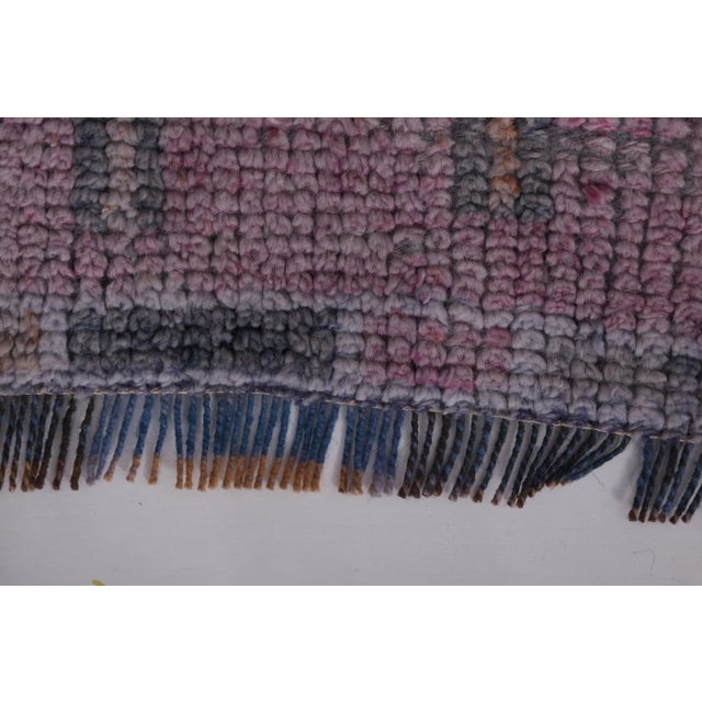 Dark Pink 1960s Vintage Faded Turkish Herki Runner Rug 2'11'' X 10'8'' For Sale - Image 8 of 13