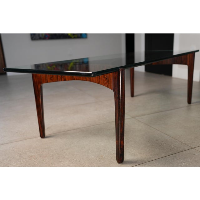 Sven Ellekaer Sculptural Brazilian Rosewood Coffee Table by Sven Ellekaer, Denmark, 1960s For Sale - Image 4 of 15