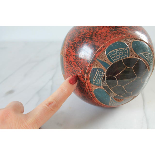 Folk Art Nicaraguan Artisan Pottery Vase W/ Turtle Motif For Sale - Image 10 of 11