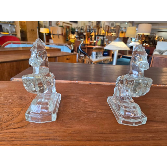1970s 1970s Le Smith Pressed Glass Horse Bookends For Sale - Image 5 of 14
