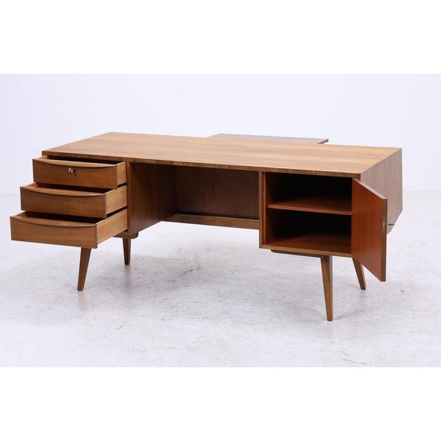 Vintage Desk in the style of Hellerau For Sale - Image 6 of 18