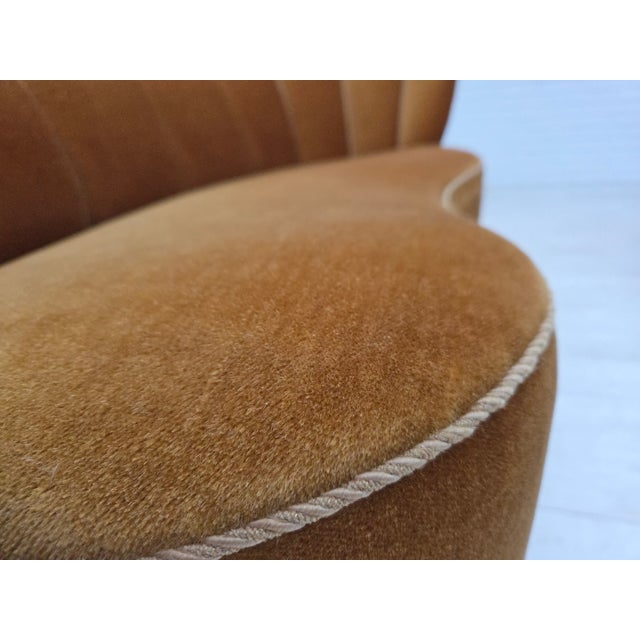 Danish 2-Seater Banan Sofa in Olive Green Furniture Velour, 1960s For Sale - Image 16 of 18