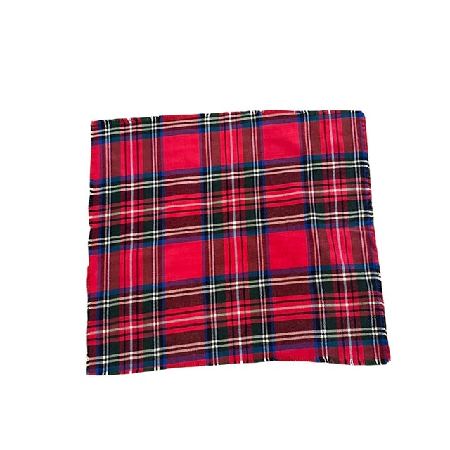 Mid-Century Modern Vintage Set of 26 Red Tartan Plaid Napkins Ralph Lauren Style For Sale - Image 3 of 8