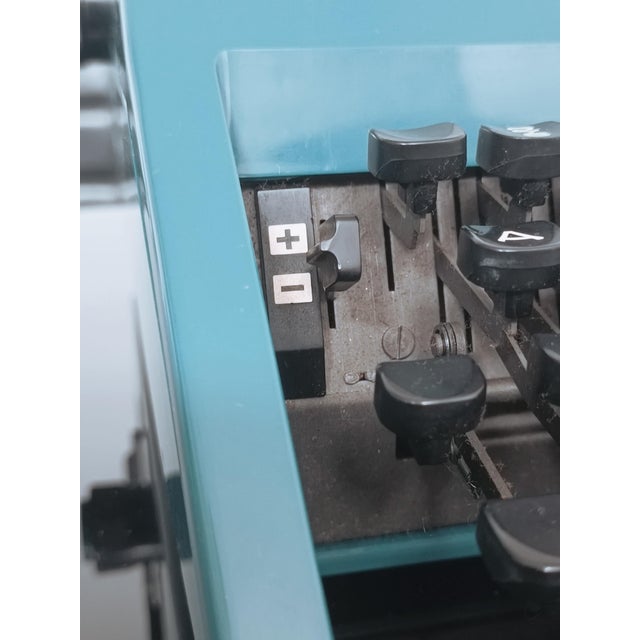 Studio 45 Typewriter by Ettore Sottsass for Olivetti, 1967 For Sale - Image 16 of 18