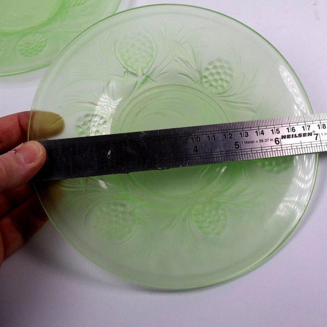 Art Deco Jobling Jade Green Fircone Uranium Glass Plates, 1930s, Set of 6 For Sale - Image 12 of 13