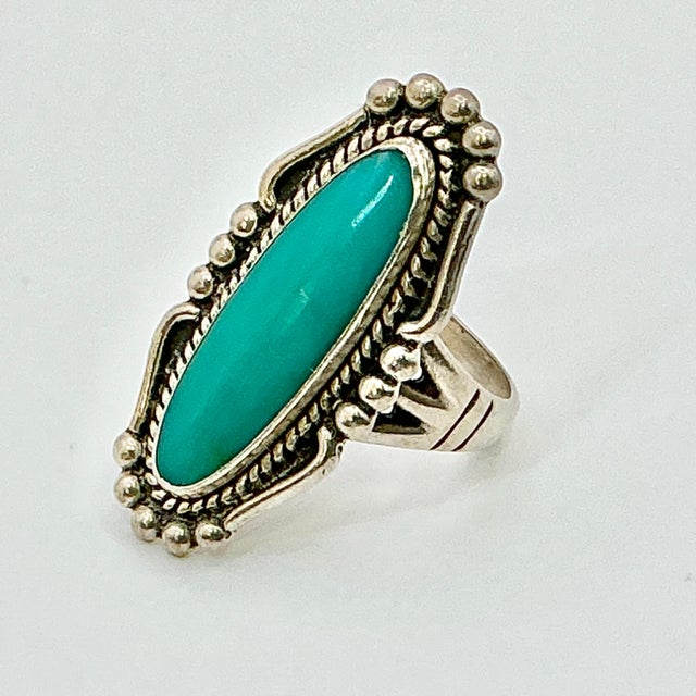 1970s Vintage Southwestern Navajo Elongated Oval Turquoise & Sterling Ring, Artist Signed, Size 7.75 For Sale - Image 6 of 9