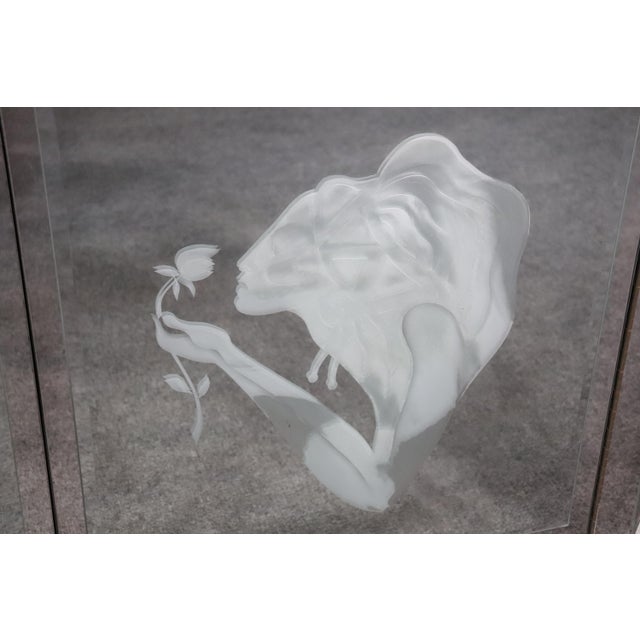 Mid 20th Century Mirrored Etched Glass Cabinet For Sale In Philadelphia - Image 6 of 9