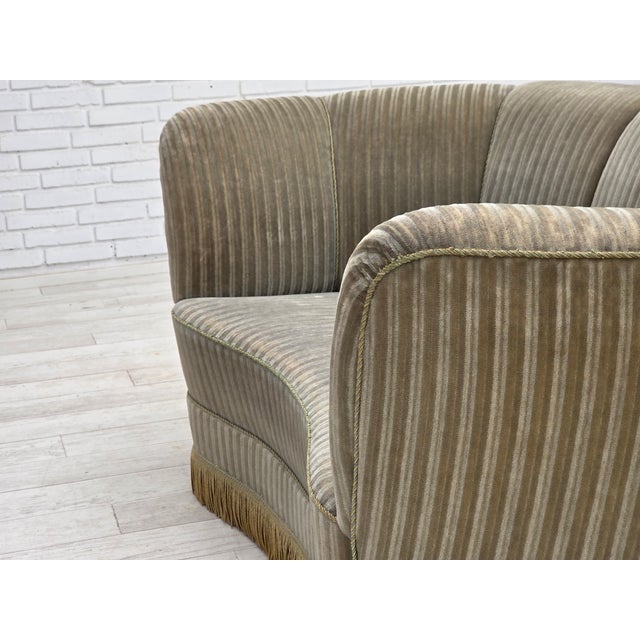 Danish 2-Seater Curved Sofa in Furniture Velour and Beech Wood, 1960s For Sale - Image 9 of 18