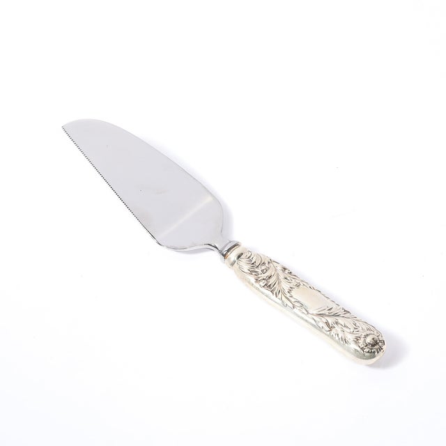 Aesthetic Movement Tiffany and Co. Sterling Silver Chrysanthemum Cake Knife For Sale In New York - Image 6 of 12