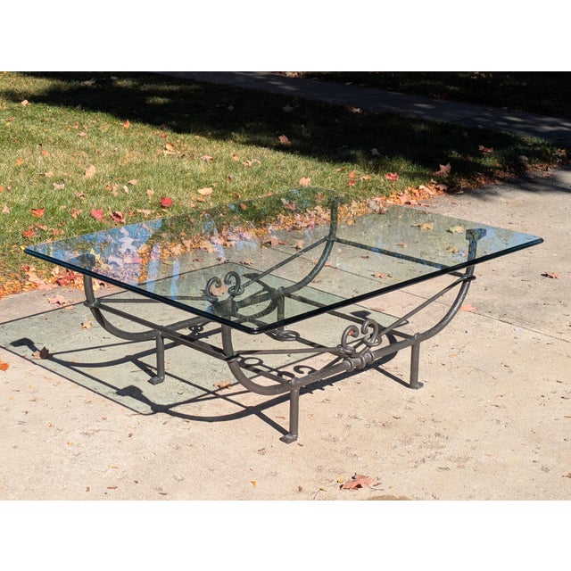 Mediterranean Attributed to Paul Ferrante "Emilio" Giacometti Style Coffee Table in Hammered Wrought Iron For Sale - Image 3 of 9
