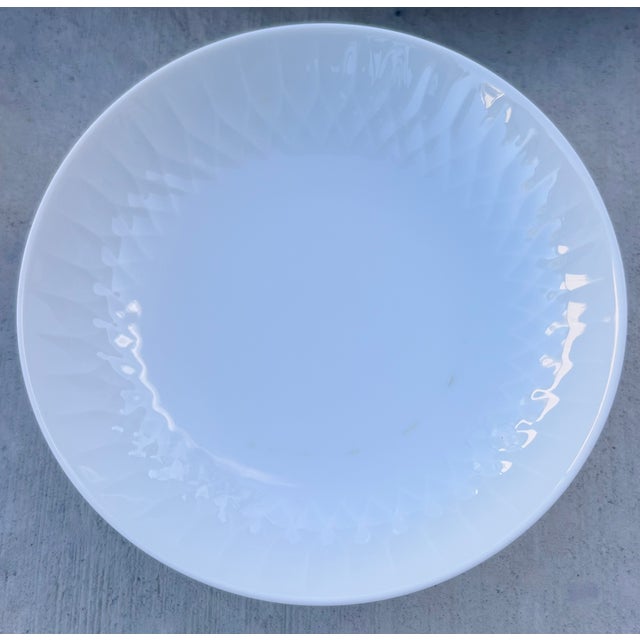 Vintage Plate Wall Haviland Limoges, Floral & White Porcelain - Set of 11 For Sale - Image 11 of 15