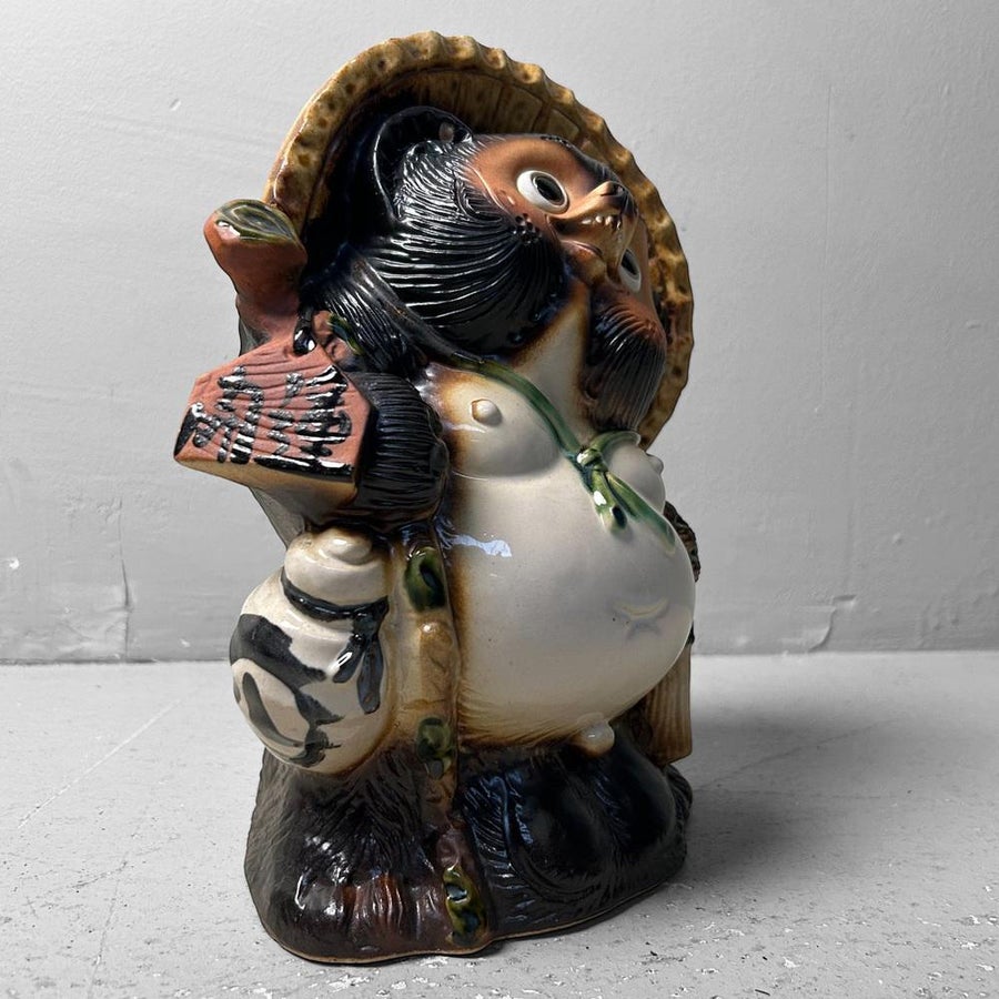 うのにもお得な情報満載！ Vintage Tanuki Statue, Shigaraki, Japan, 1980s | Chairish 工芸品