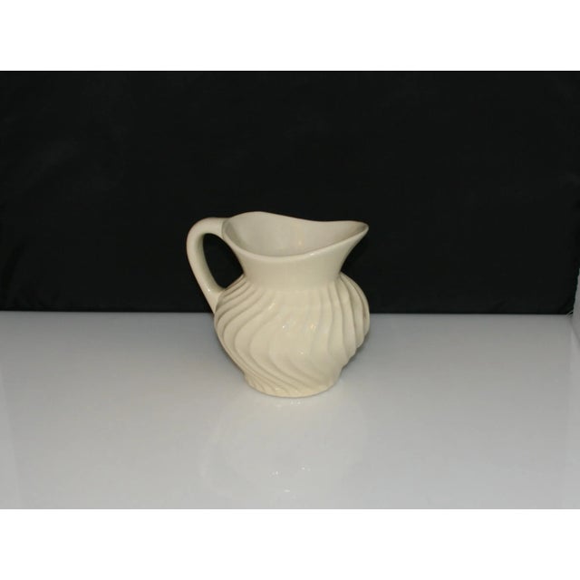 Late 20th Century Vintage Fioriware Zanesville Art Pottery Pitcher Cream Color Swirl Design For Sale - Image 5 of 10
