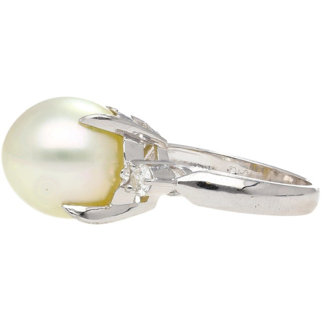 Early 21st Century 12.5mm South Sea Pearl and Diamond Platinum Three Stone Ring For Sale - Image 5 of 8