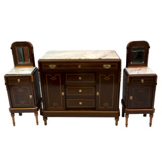 Italian Art Nouveau Bedside Tables and Dresser in Thuja Briar and Portuguese Pink Marble, 1920s, Set of 3 For Sale