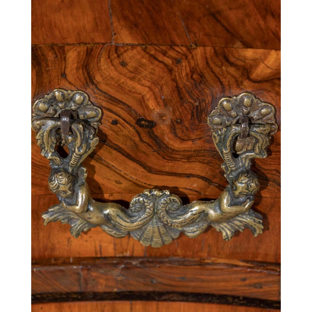 18th Century 18th Century Walnut Chest Of Drawers From Verona For Sale - Image 5 of 11