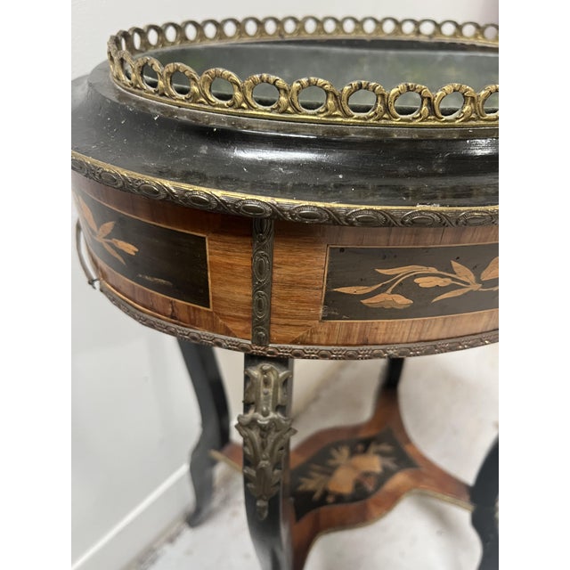 19th Century Napoleon III Jardinière in Blackened Wood and Light Wood Marquetry For Sale - Image 6 of 13