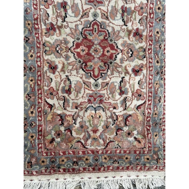 Small Vintage Silk and Wool Pakistani Rug from Bobyrugs, 1980s For Sale - Image 4 of 14