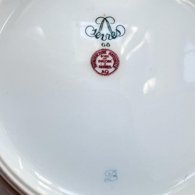 Ceramic 1930s Set of 6 Sevres birds bread plates // Traditional decor // decorative fine china // hand decorated and signed by artist // mix and match For Sale - Image 7 of 10