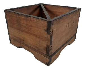 Japanese Itomasu Decorative Wooden Box, 1880s