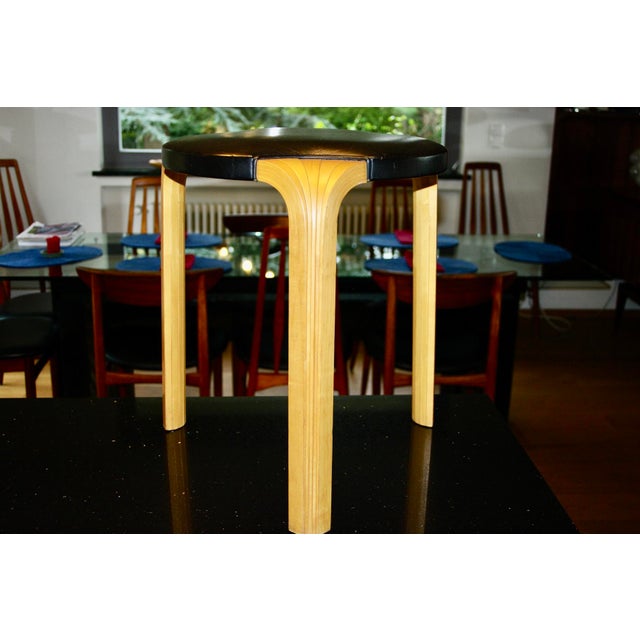 Black X600 Stool in Birch by Alvar Alto for Artek, 1960s For Sale - Image 8 of 11