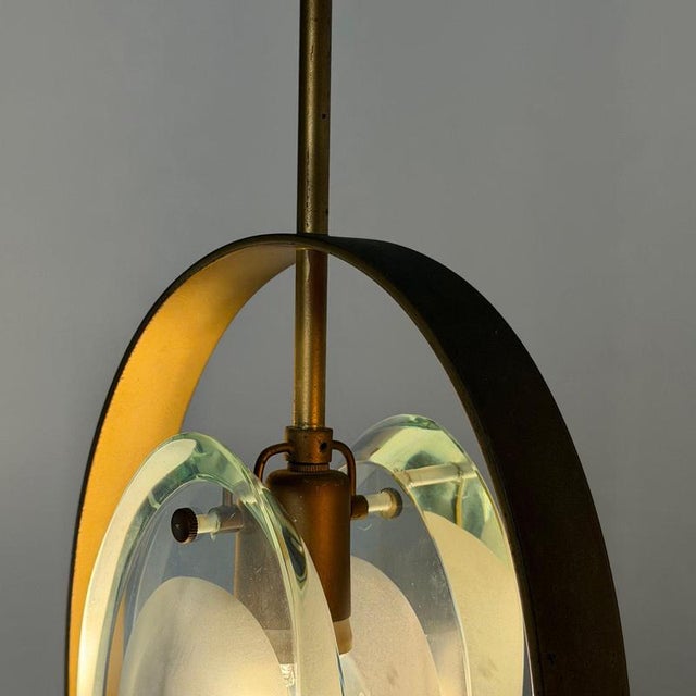 Model 1933 Pendant in Brass and Glass by Max Ingrand for Fontana Arte, Italy, 1961 For Sale - Image 9 of 18