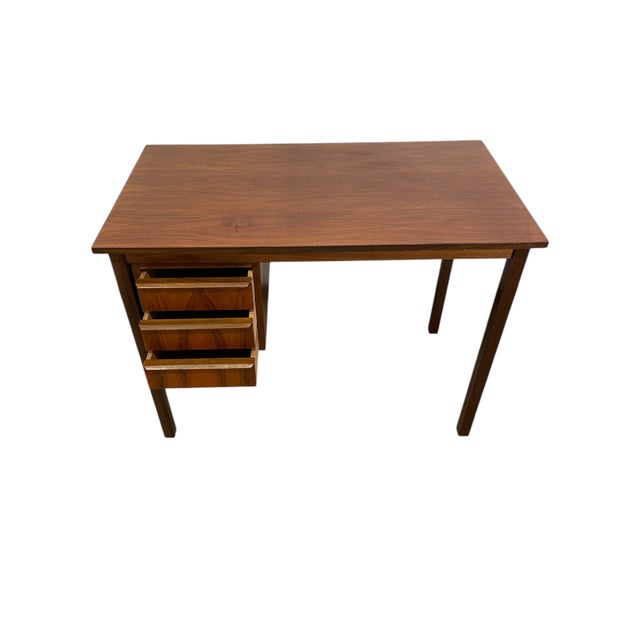 1950s Vintage Mid-Century Modern Teak Desk With Sculpted Handles and Dovetailed Drawers, Made in Denmark For Sale - Image 4 of 10