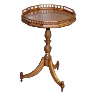 Regency Style Side Table in Wood For Sale