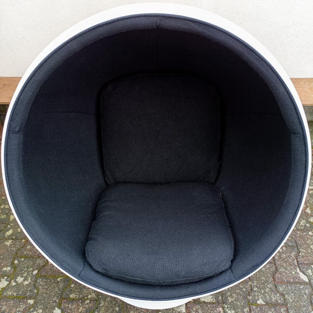 1960s Ball Chair by Eero Aarnio, 1963 For Sale - Image 5 of 13