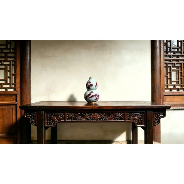 W-9cm,H-16cm Experience the beauty and elegance of Chinese history with our Chinese Vintage Porcelain Handcrafted with...