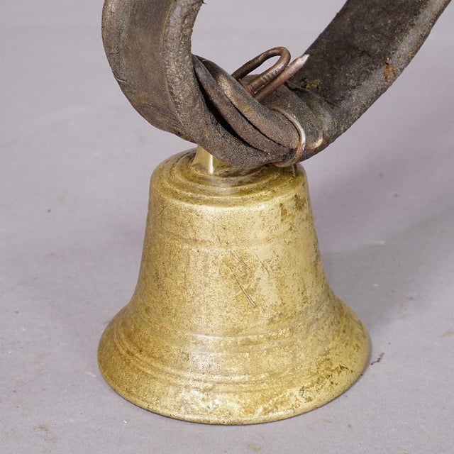 Antique Swiss Casted Bronze Cattle Bell ca. 1900s An antique cast bronze cattle bell, made in Switzerland around 1900. The...