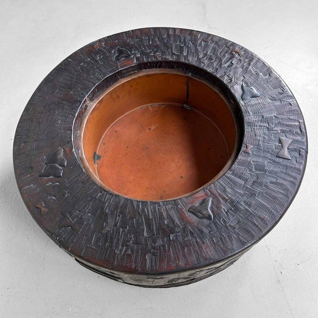 Large Antique Wood Carved Hibachi, 1890s For Sale - Image 15 of 18