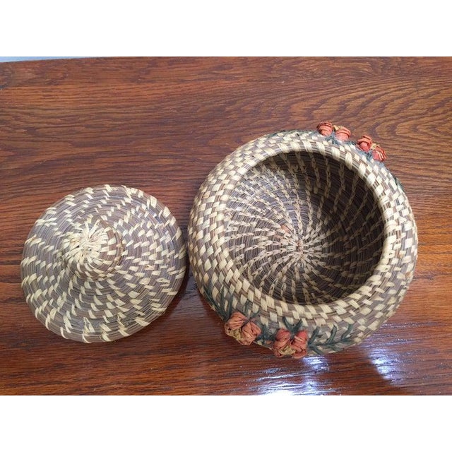 Vintage Native American Style Pine Needle Basket With Lid Coushatta
