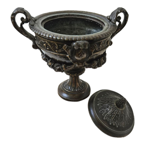 19th Century Grand Tour Bronze Warwick Vase Urn With Lid, C. 1870