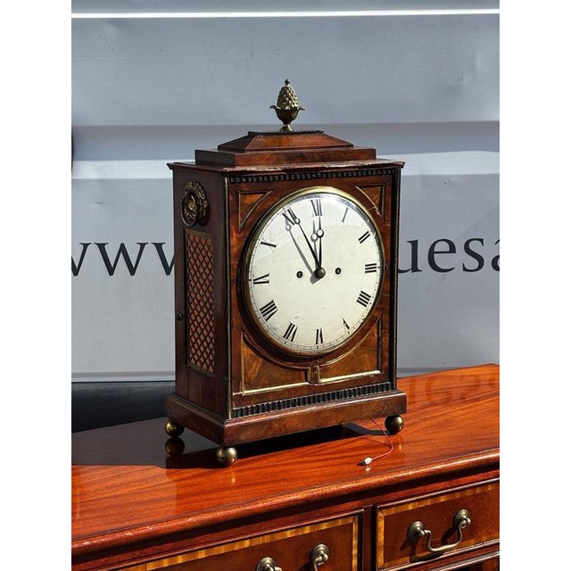 Hollywood Regency Regency Mahogany Fusee Bracket Clock by Alex Mitchell of Glasgow, 1820 For Sale - Image 3 of 18